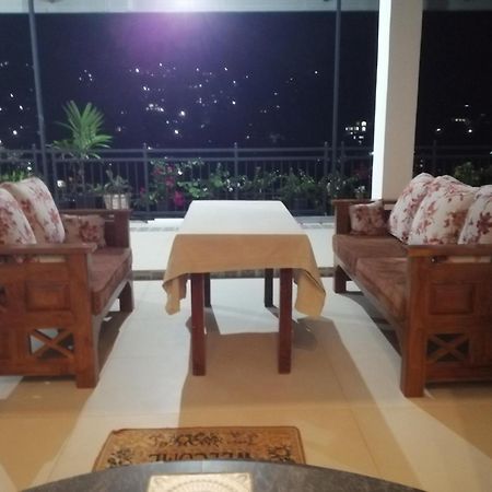 Luxury Apartment The Walkers Nest Kandy Exteriér fotografie