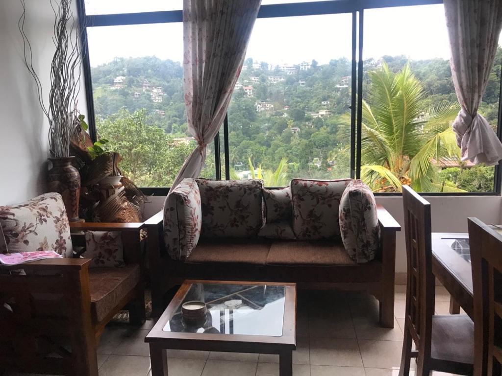 Luxury Apartment The Walkers Nest Kandy Exteriér fotografie