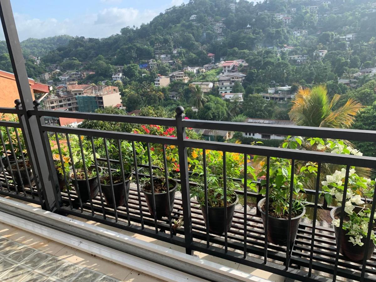 Luxury Apartment The Walkers Nest Kandy Exteriér fotografie